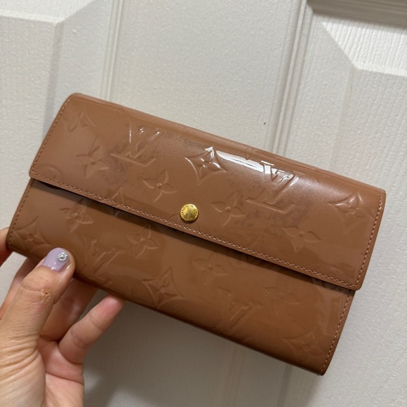 Louis Vuitton long wallet - Picture 1 of 9